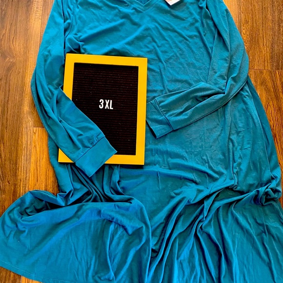 Lularoe Emily - Picture 1 of 1